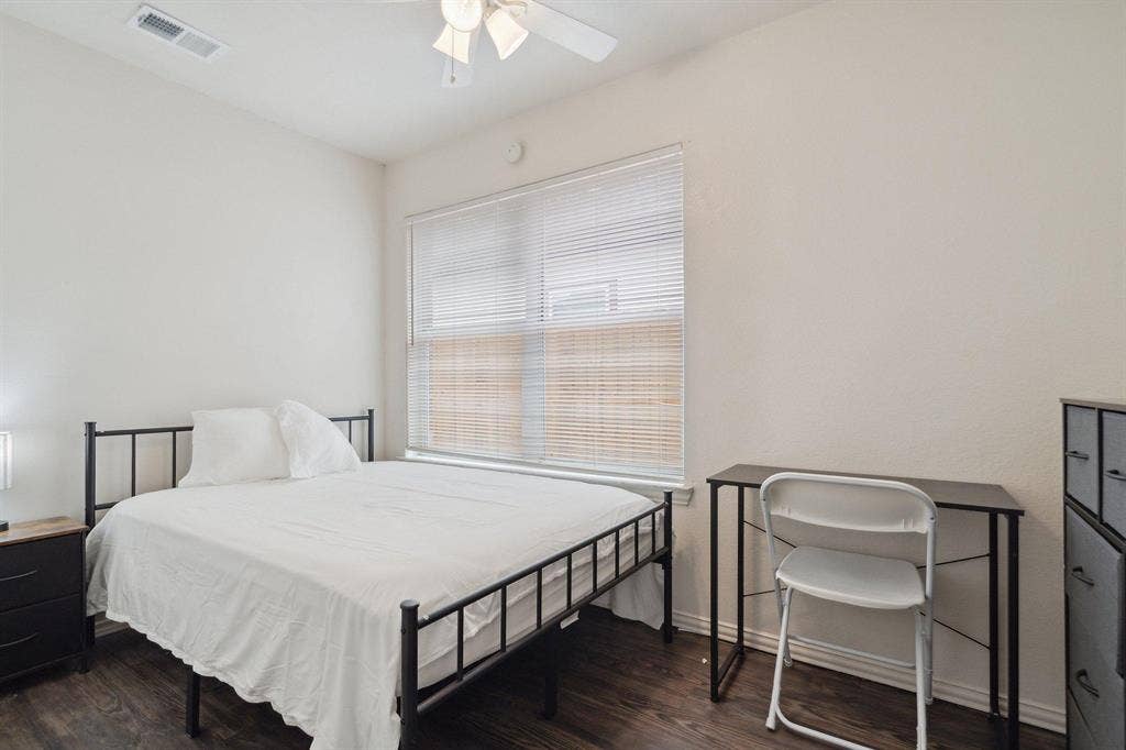 1 BR in Fort Worth