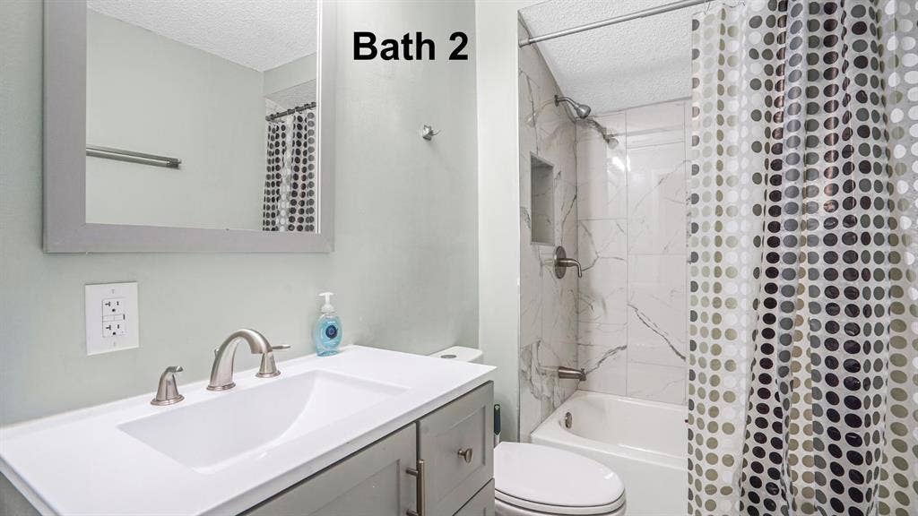 6 BR in Jacksonville