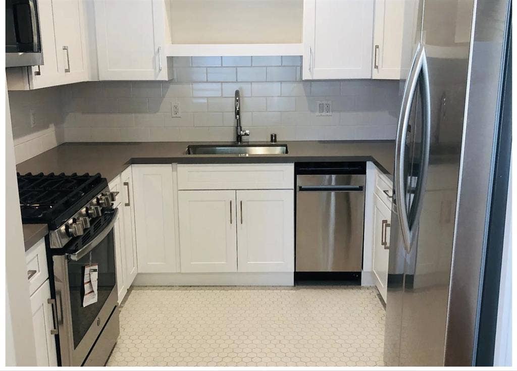 Amazing location 2bd/bth in Orange