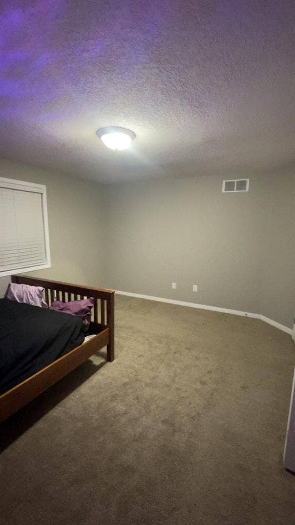 Private room for rent