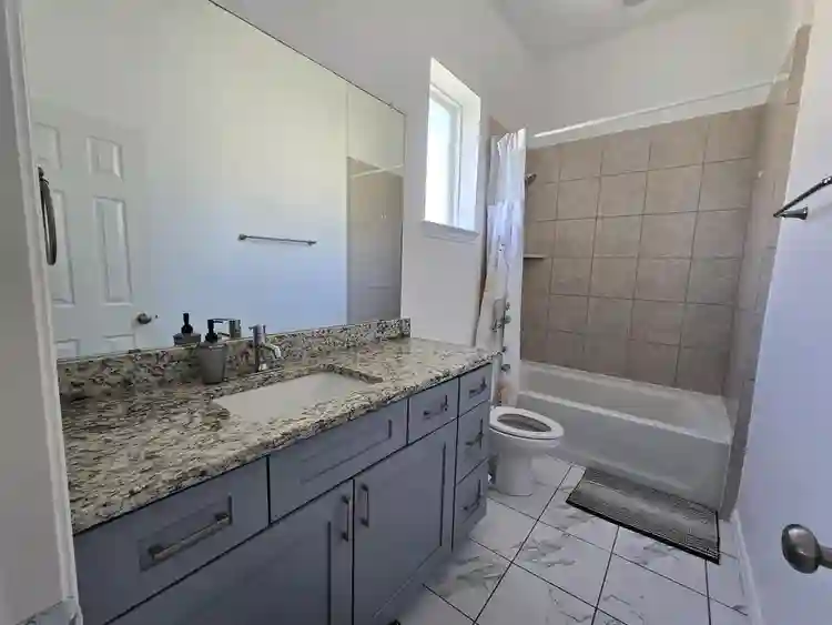 5 BR in Irving