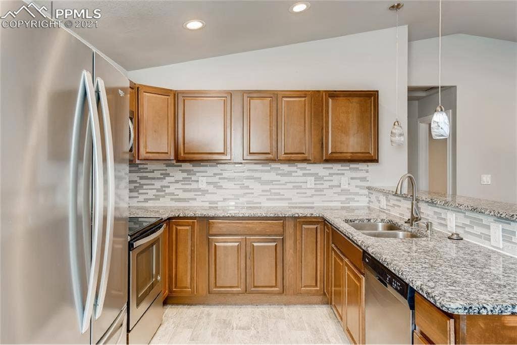 Room to rent near the military base