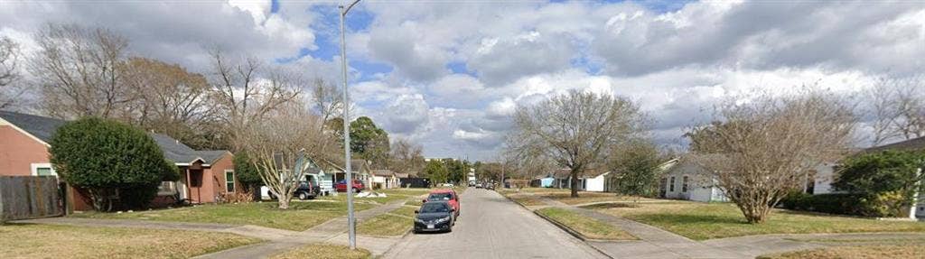 5 BR in Houston
