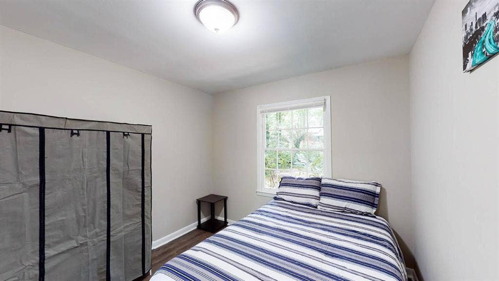 10 BR in College Park