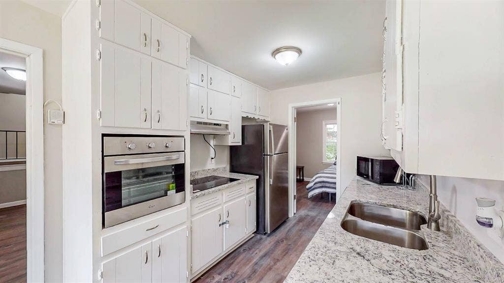 10 BR in College Park