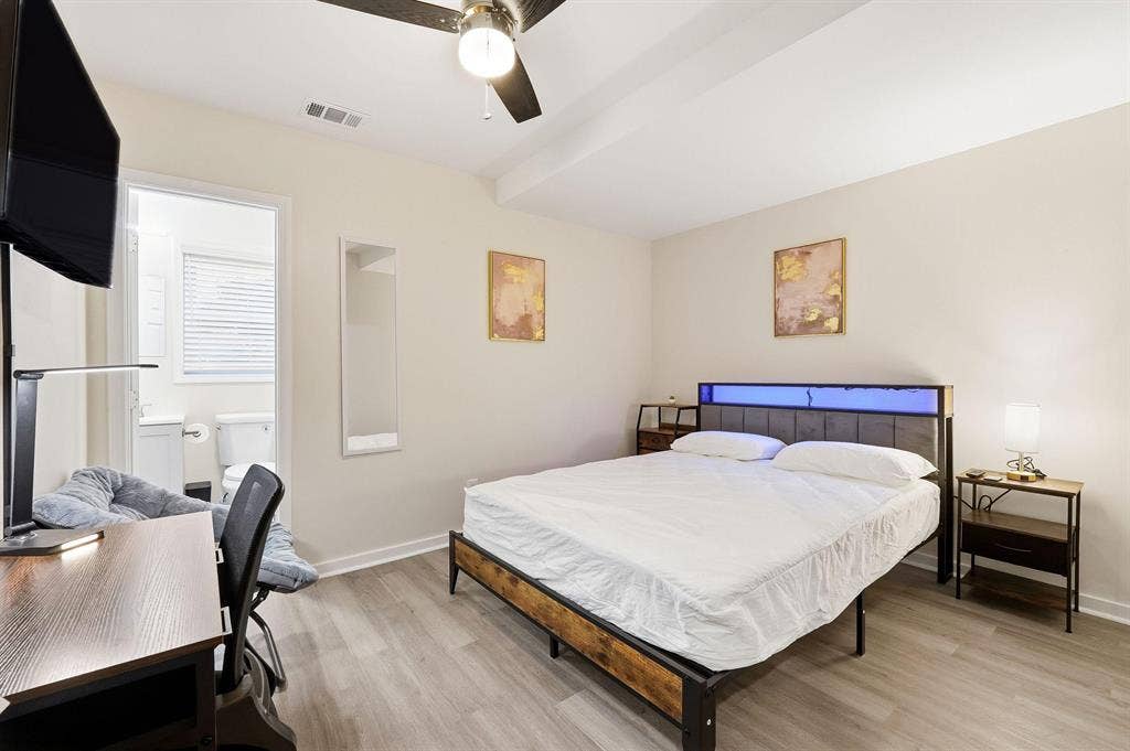 7 BR in Atlanta