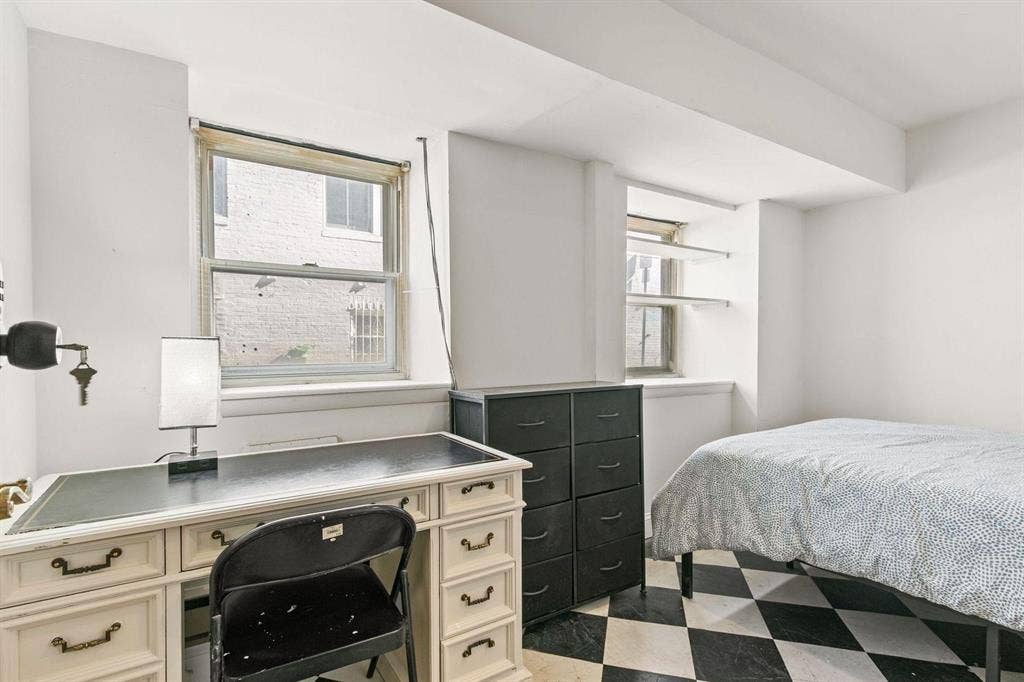 9 BR in Baltimore