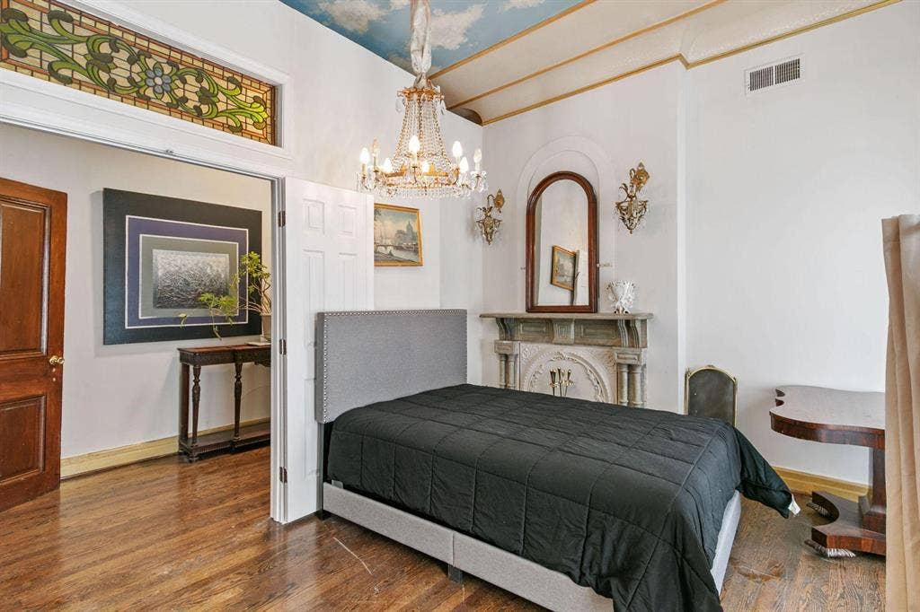 9 BR in Baltimore