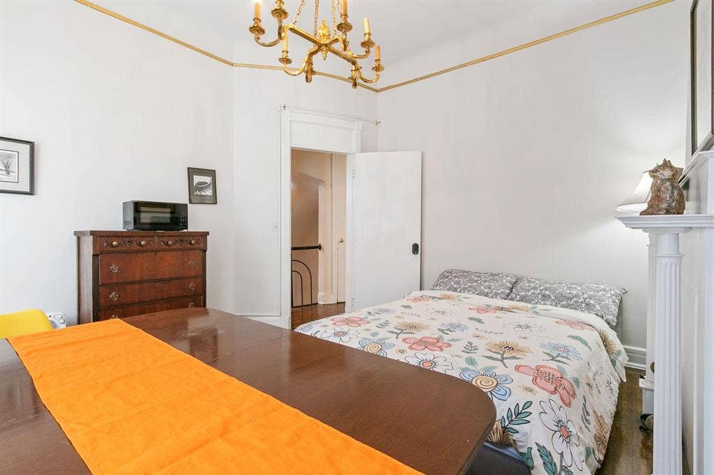 9 BR in Baltimore