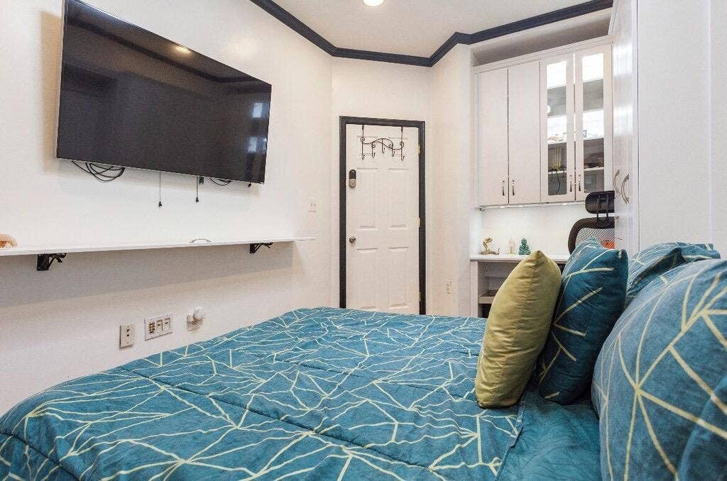 1 BR in Washington