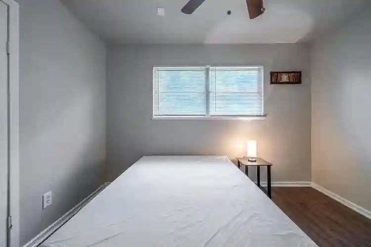 7 BR in Houston