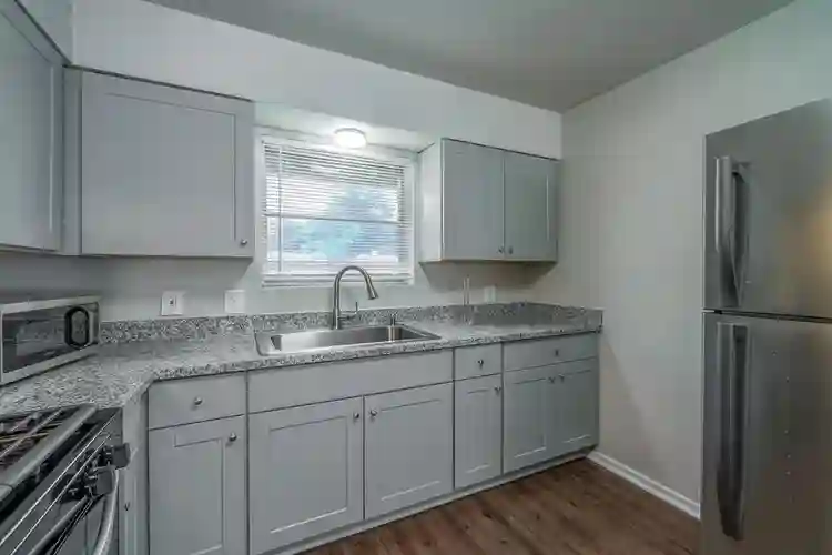 7 BR in Houston