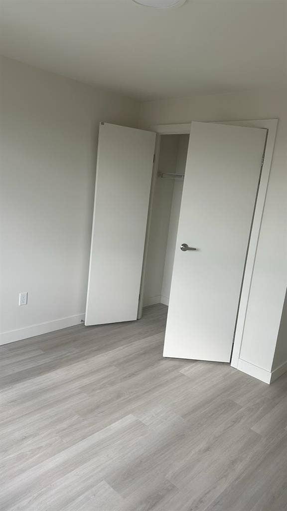 Private room for rent bath