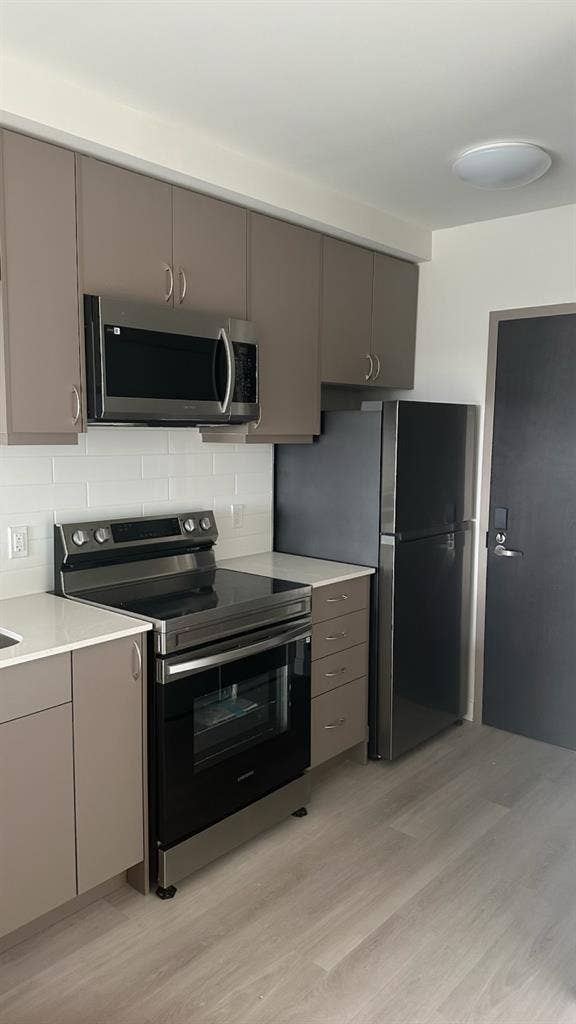 Private room for rent bath