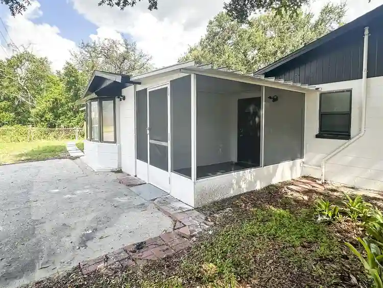 10 BR in Tampa