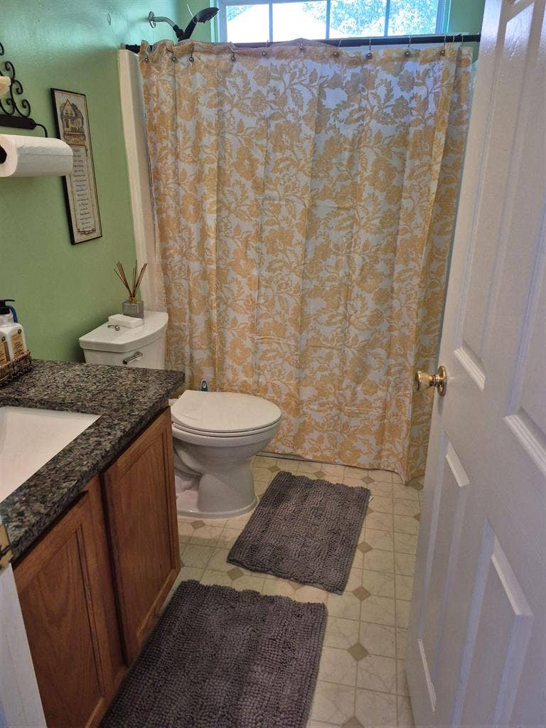 1 BR in Snellville