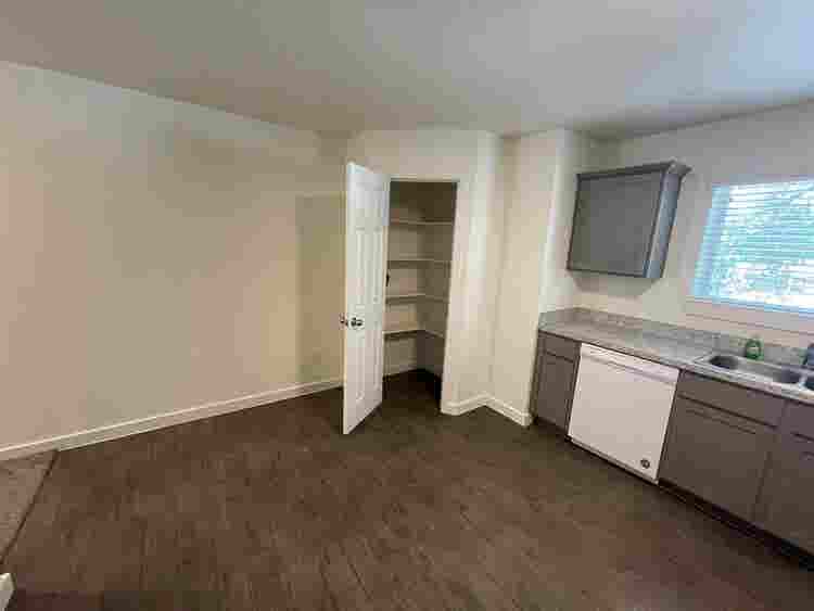 1 BR in Cypress