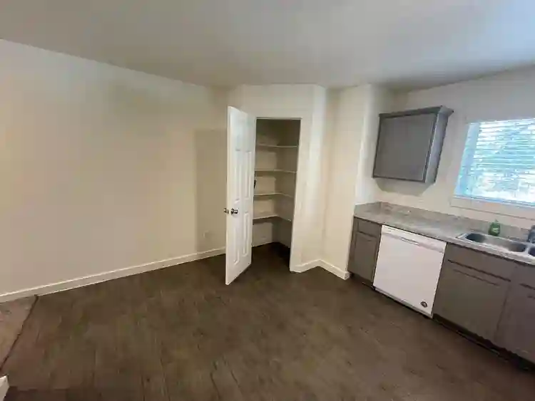 1 BR in Cypress