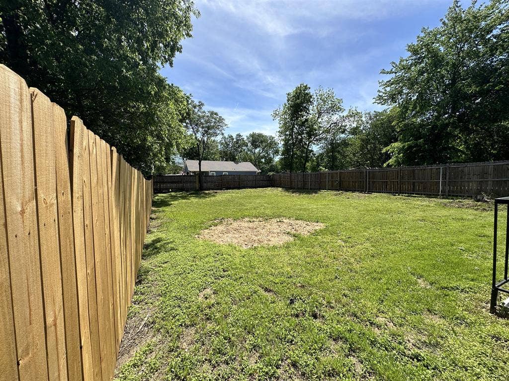 3 BR in Fort Worth