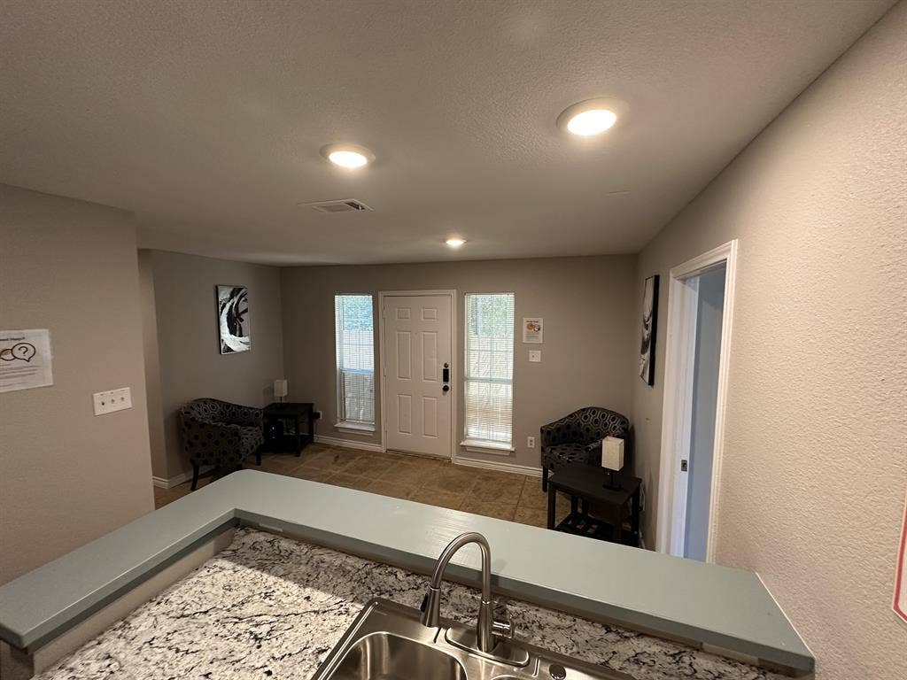 3 BR in Fort Worth