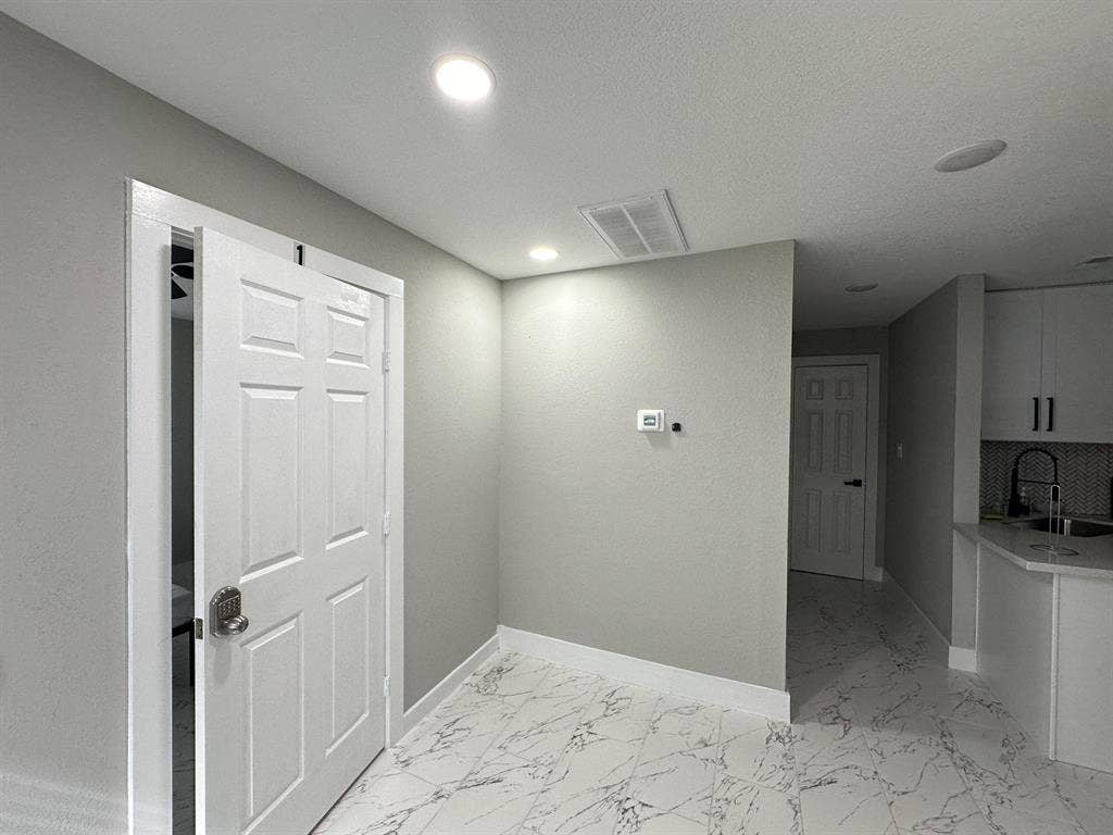 3 BR in Houston