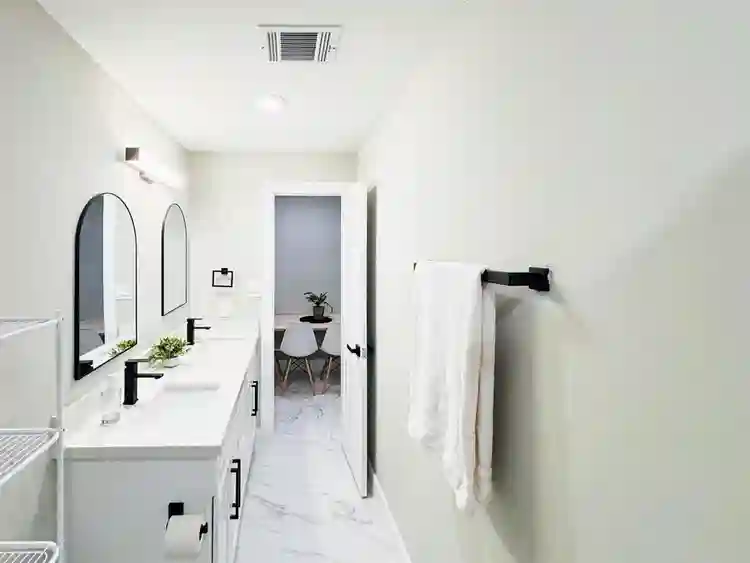 3 BR in Houston