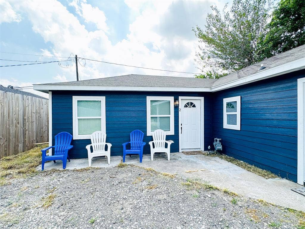 3 BR in Houston