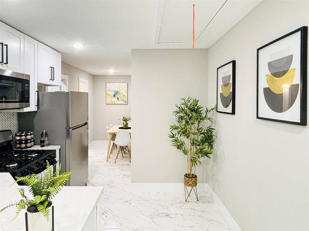 3 BR in Houston