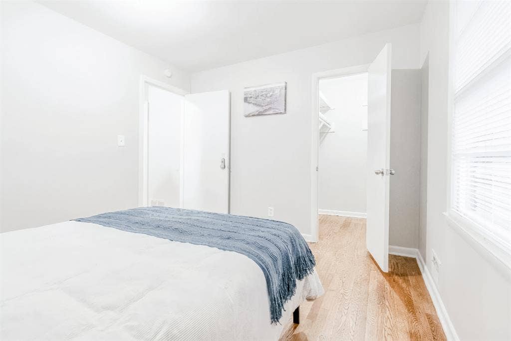 6 BR in Decatur
