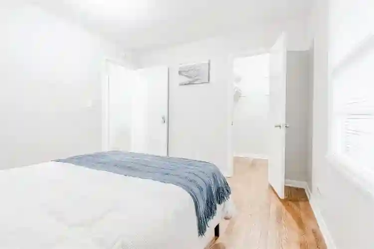 6 BR in Decatur