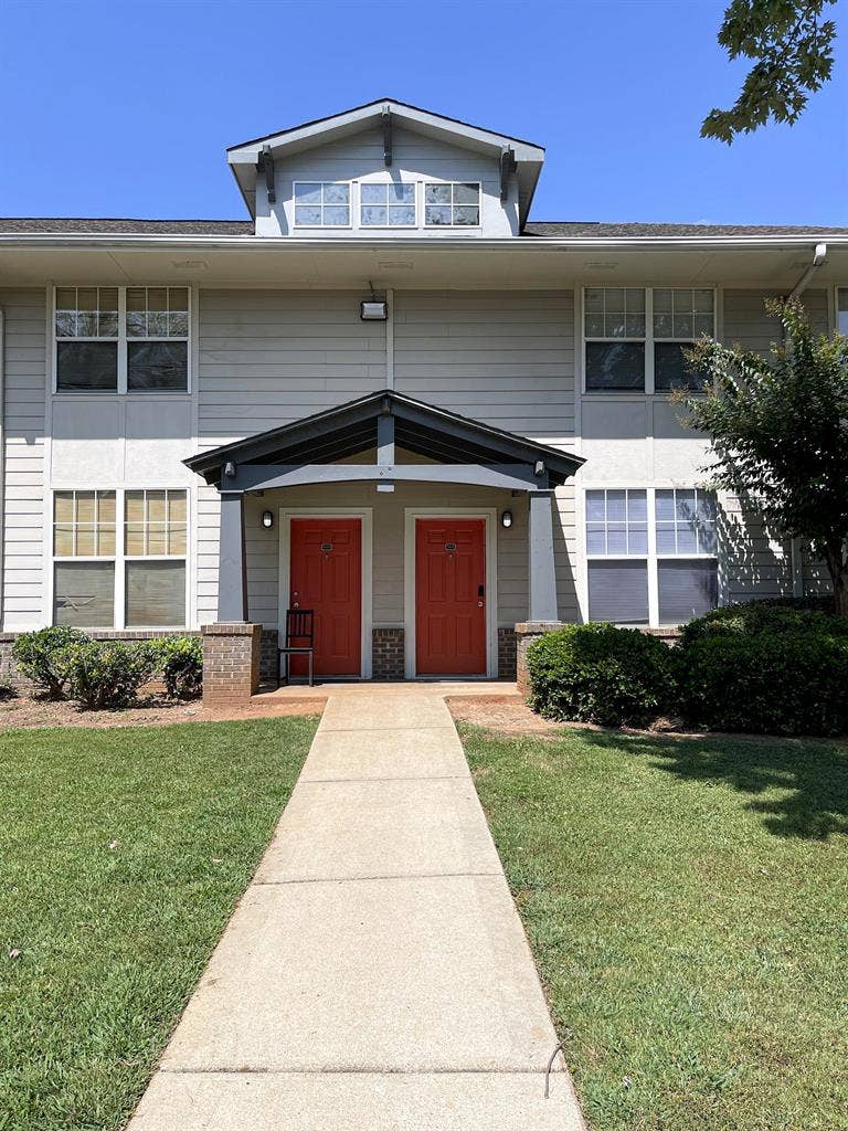 4 BR in Atlanta