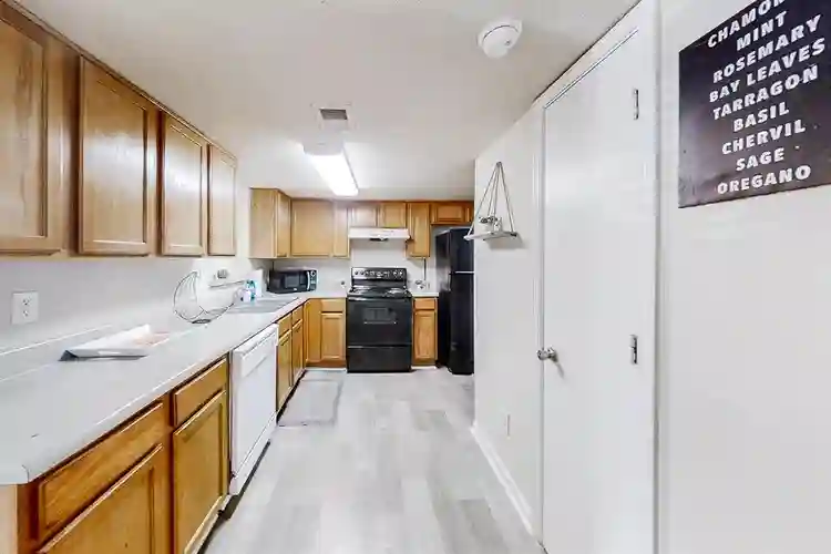 4 BR in Atlanta