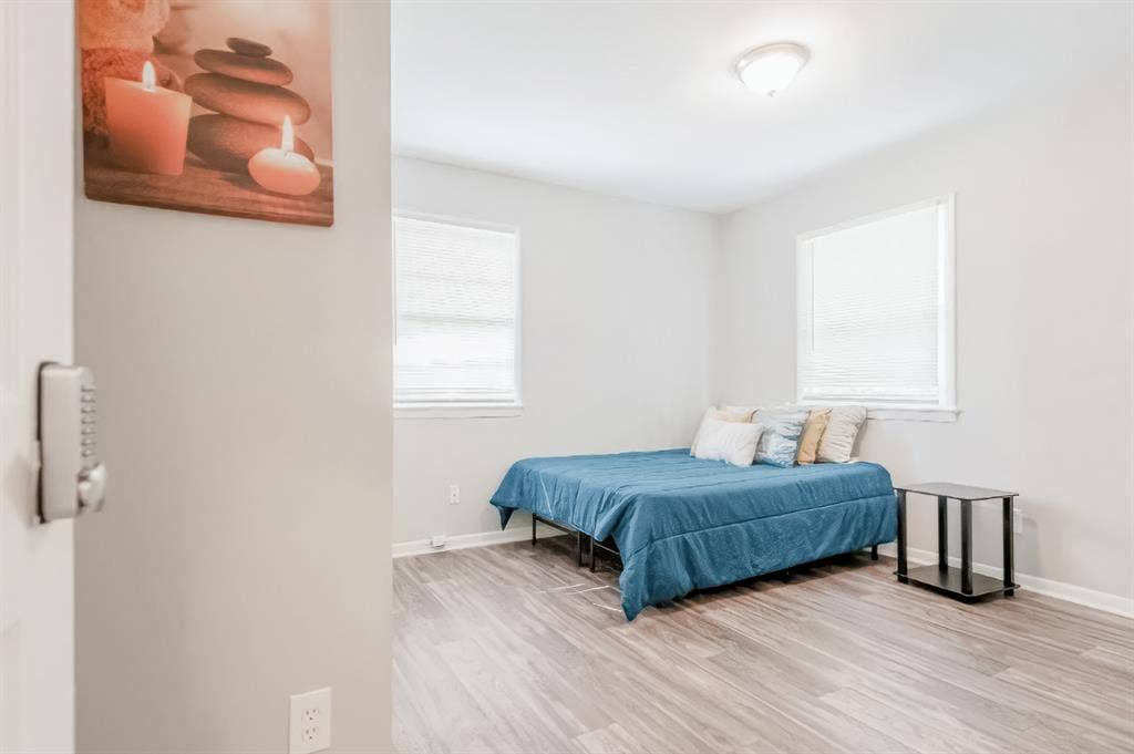 8 BR in Atlanta