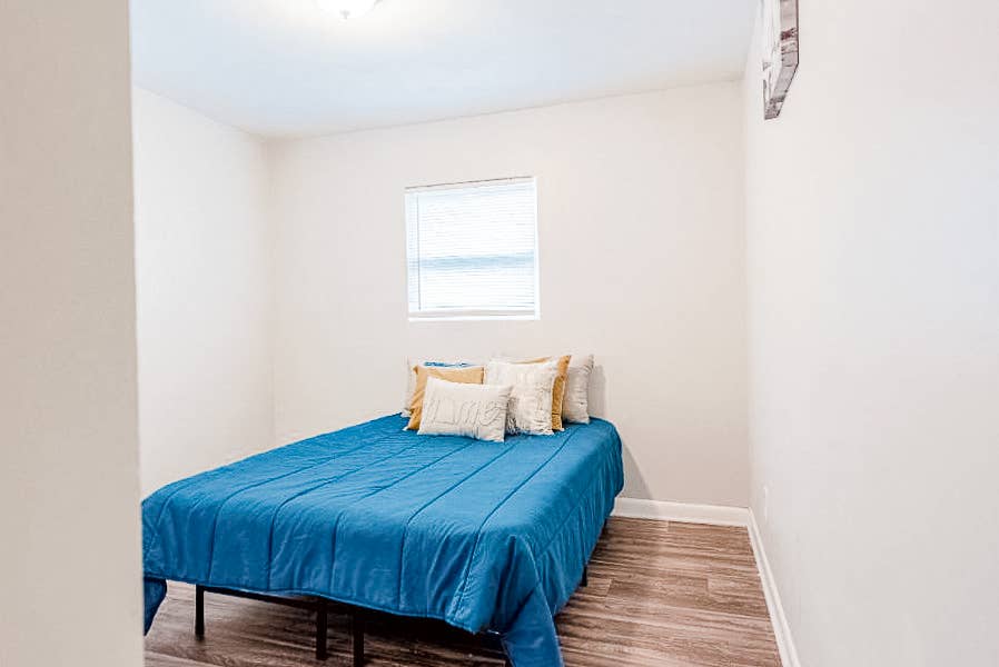 6 BR in Atlanta