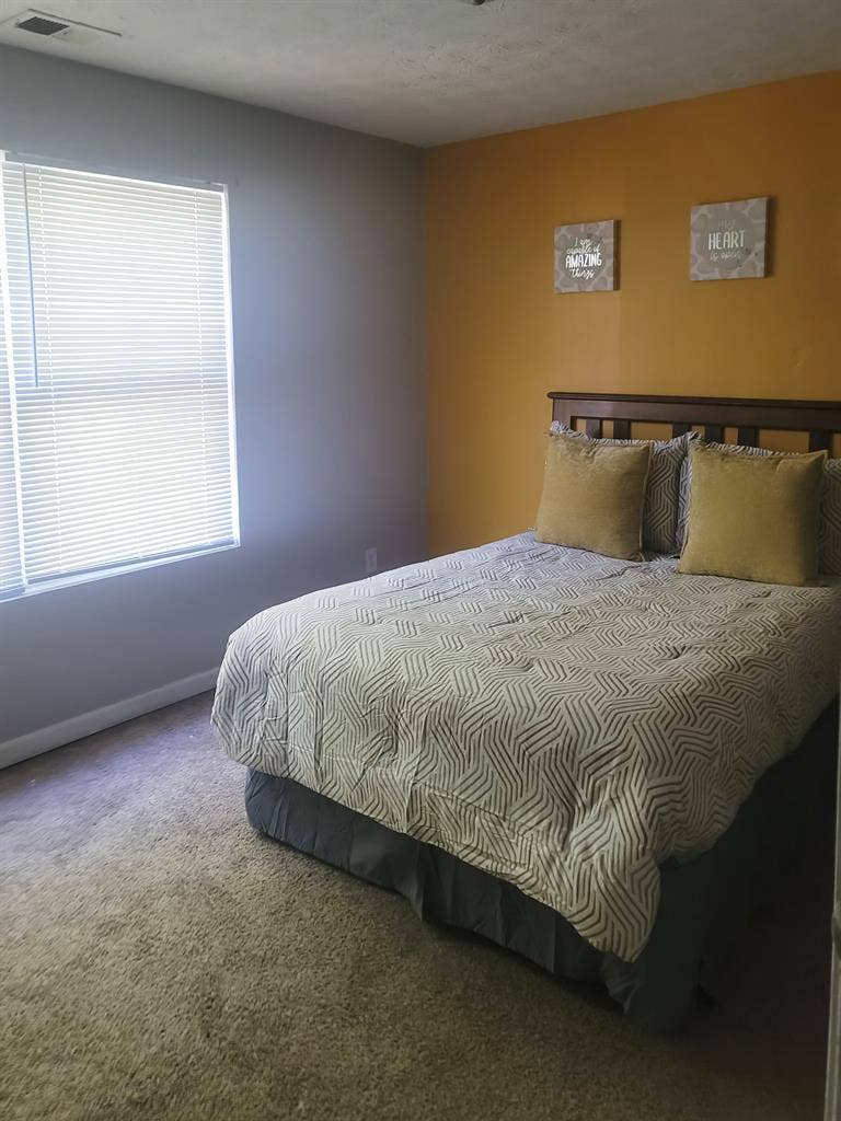 4 BR in Stonecrest