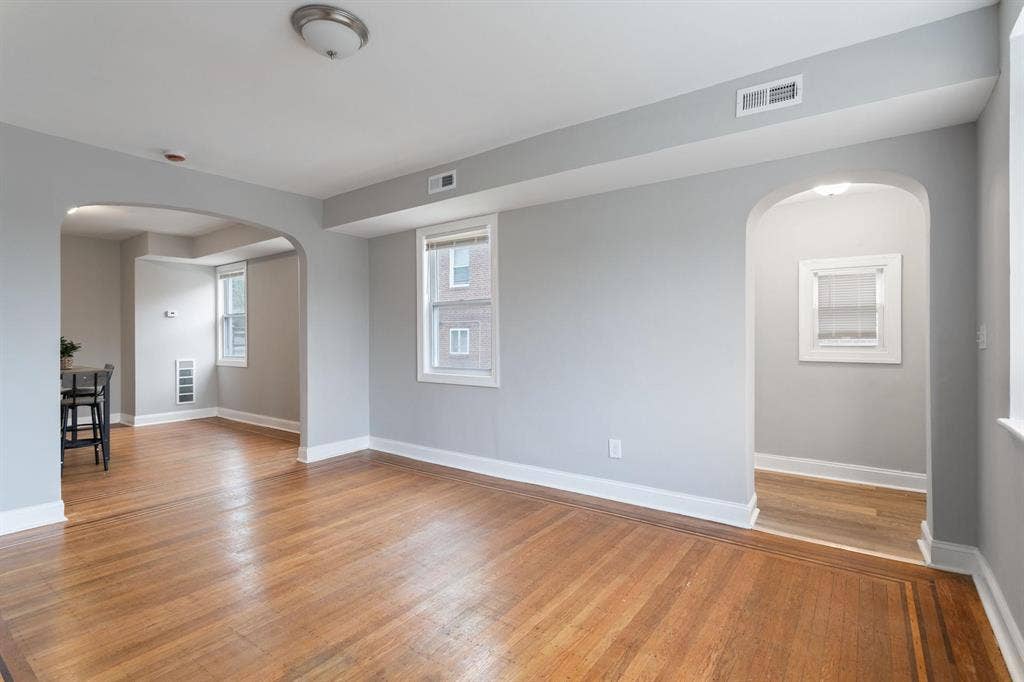 4 BR in Baltimore