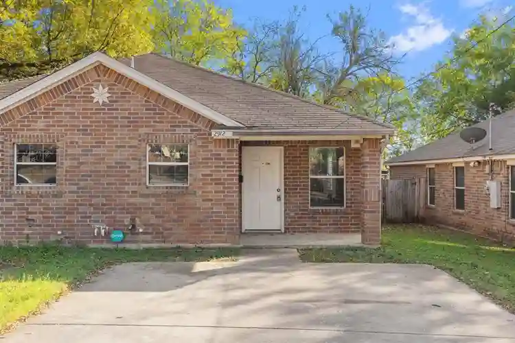 4 BR in Fort Worth