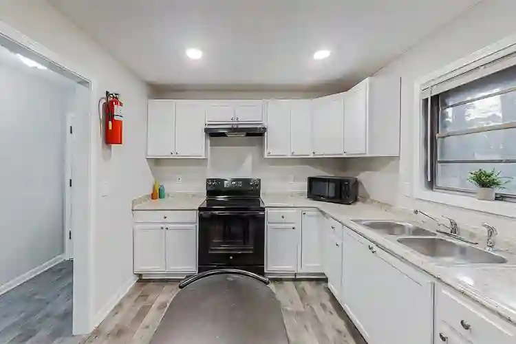 7 BR in Atlanta