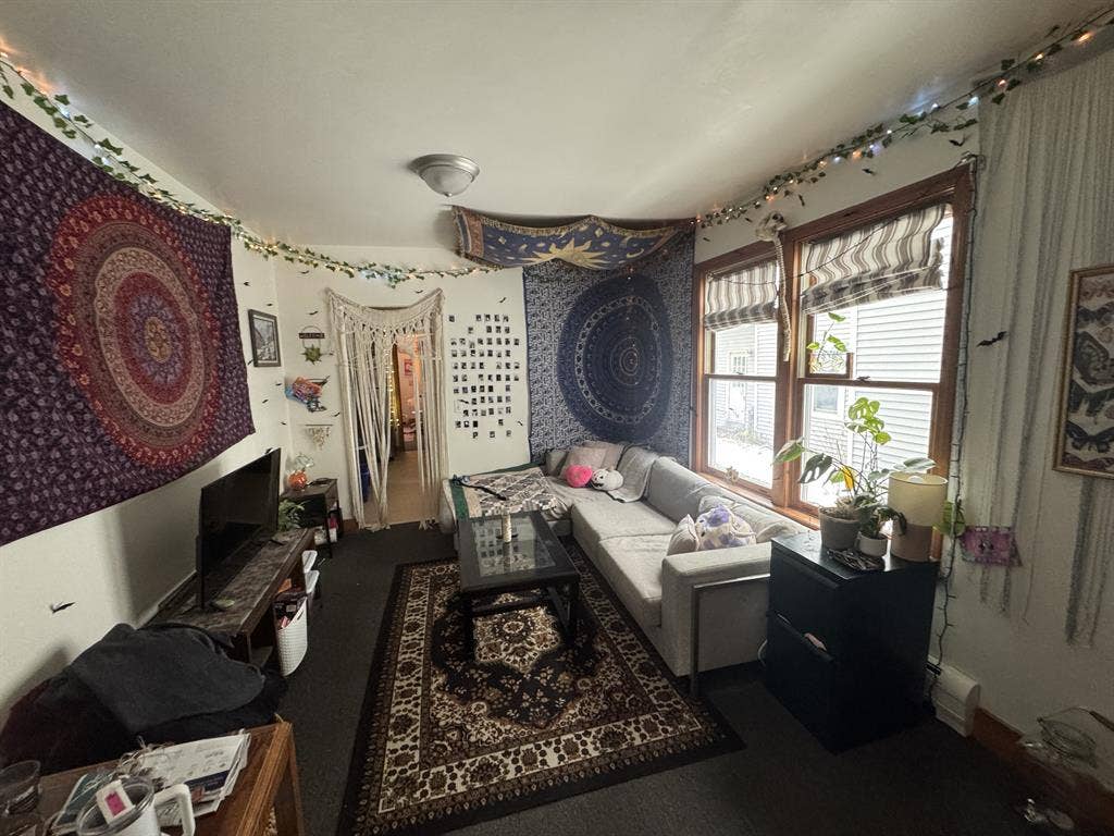 ISO  bedroom lease takeover