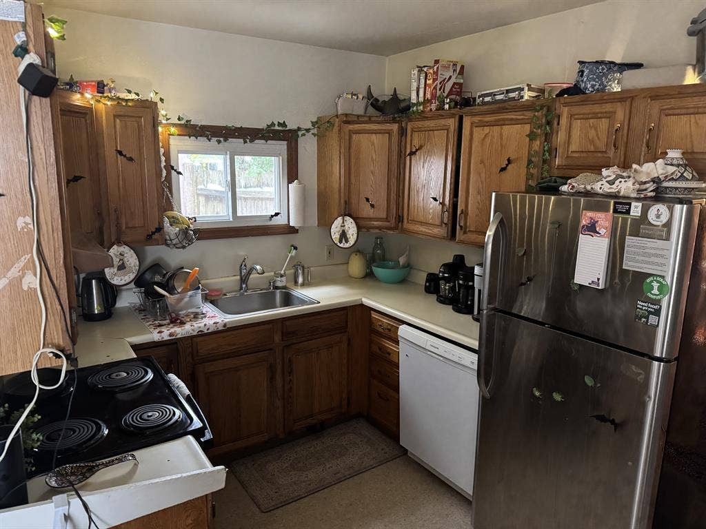 ISO  bedroom lease takeover