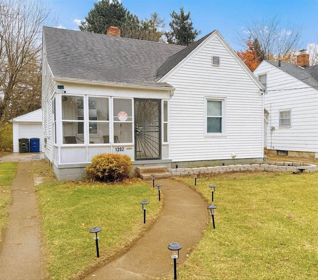 UT Student Housing (FURNISHED)