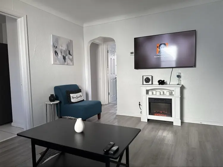 UT Student Housing (FURNISHED)