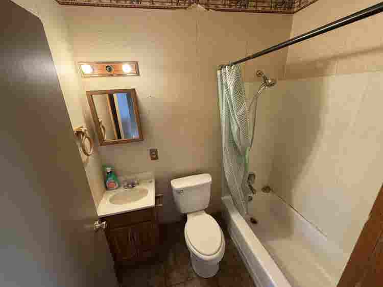 1 Bedroom Unit IMMEDIATE Occupancy