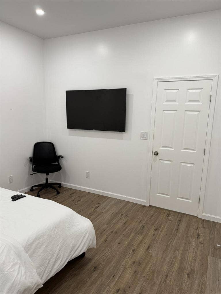 4 BR in East Point