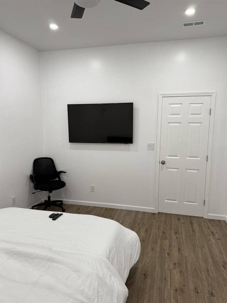 4 BR in East Point