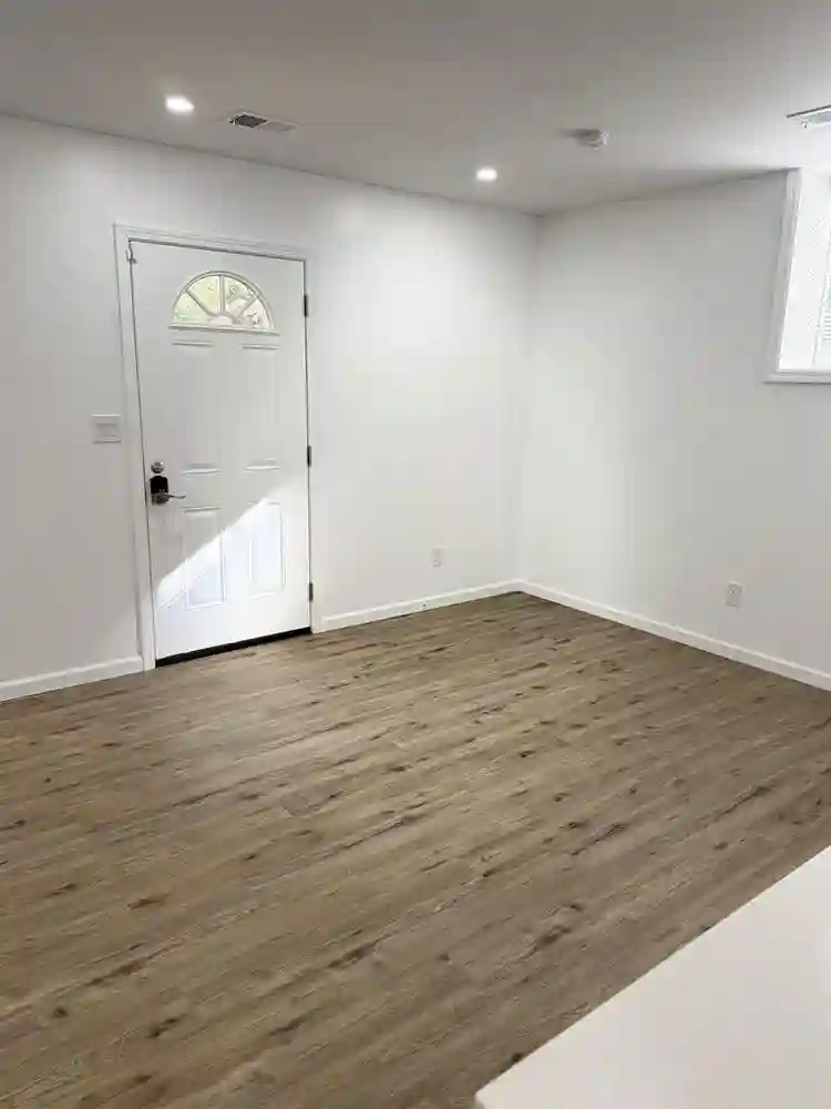 4 BR in East Point