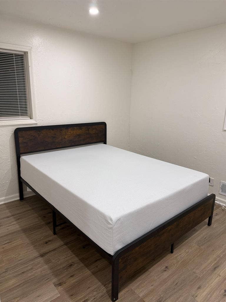4 BR in East Point