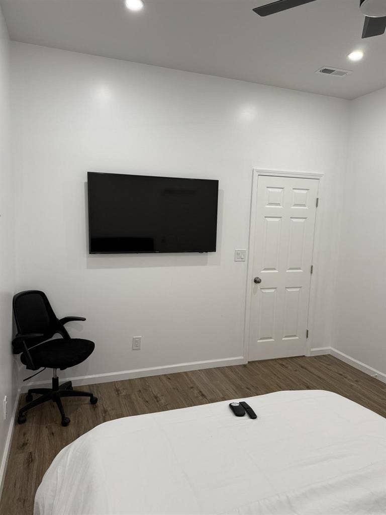 4 BR in East Point