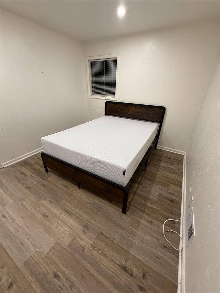 4 BR in East Point