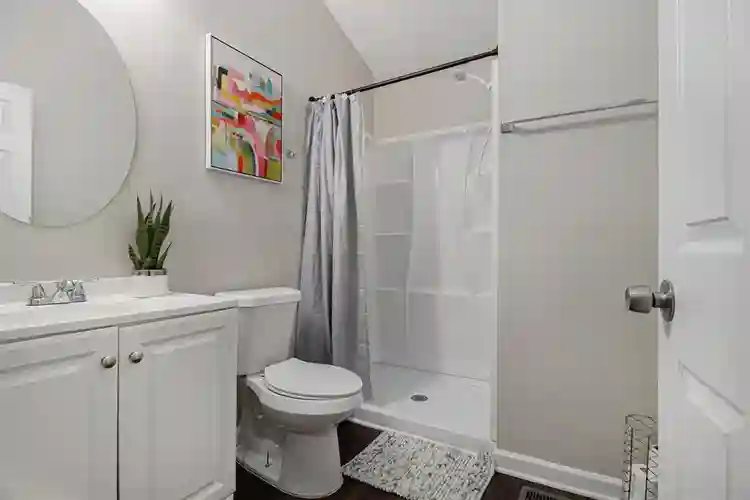 6 BR in Stone Mountain